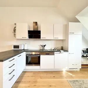orestaliving-penthouse-in.vienna-besthotels.com/